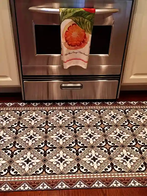 Как выбрать коммерческую ковровую плитку для офиса